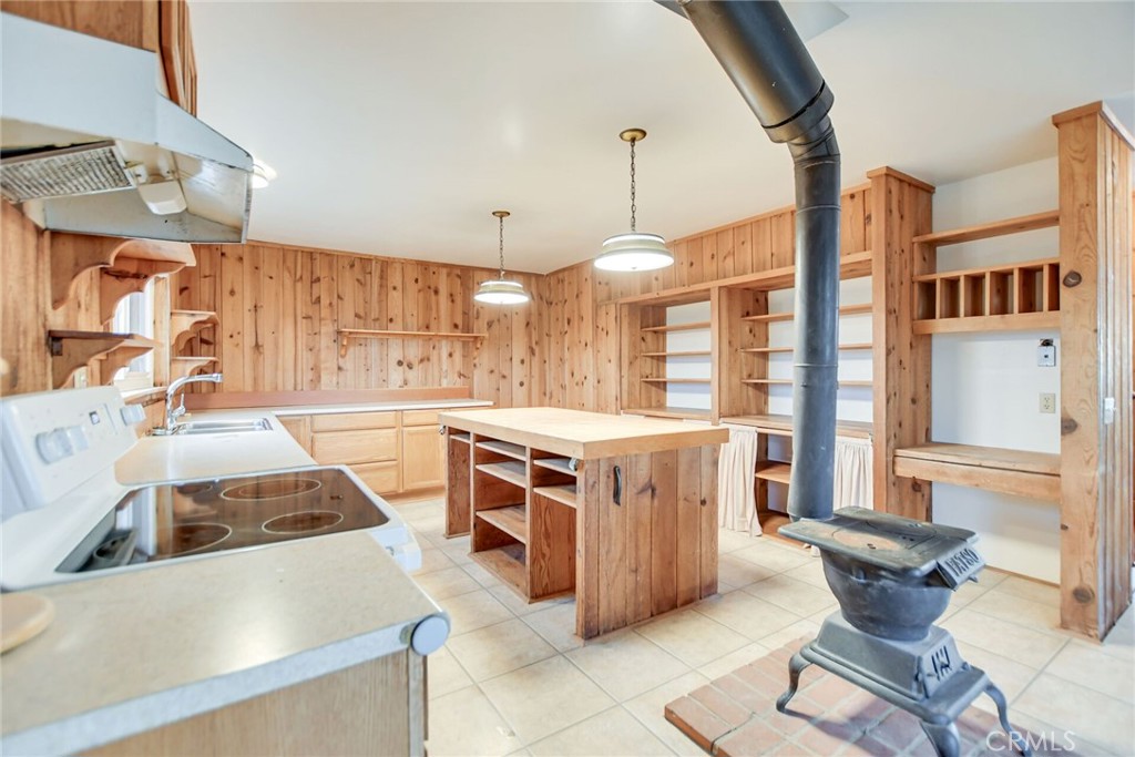 6750 Rainbow Heights Road Property Photo 19