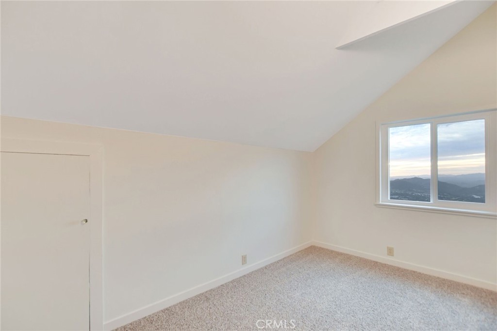 6750 Rainbow Heights Road Property Photo 32