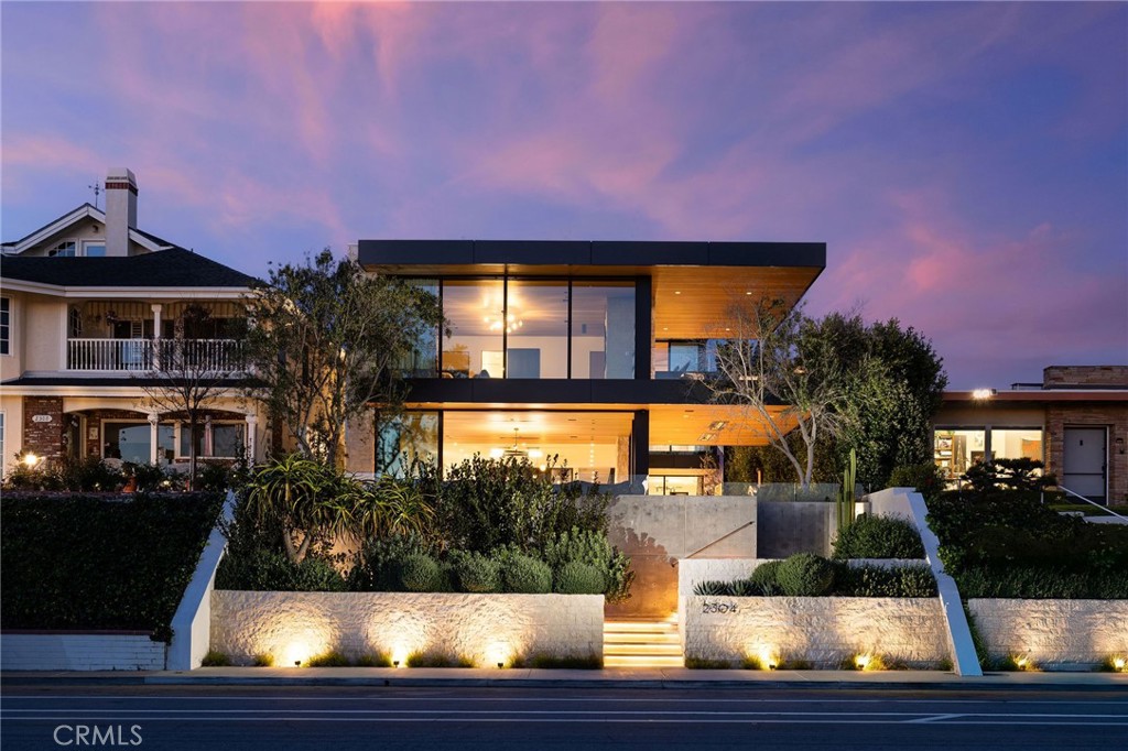2304 Cliff Property Photo 1