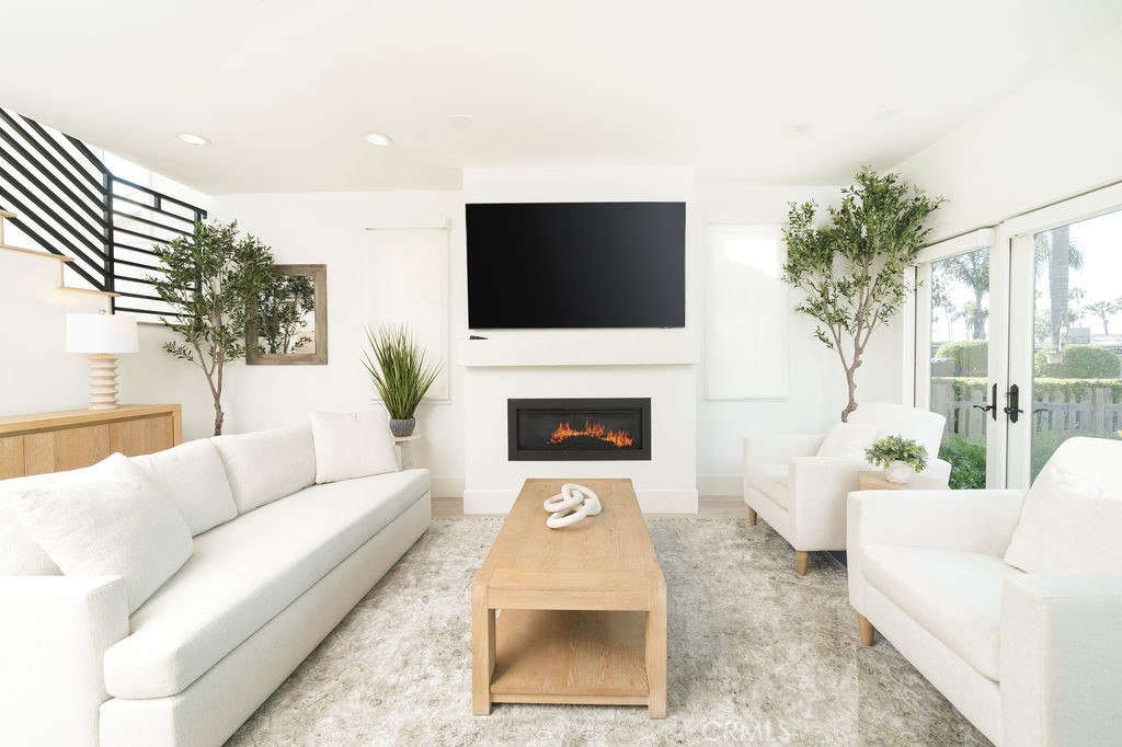 608 Heliotrope Property Photo 16