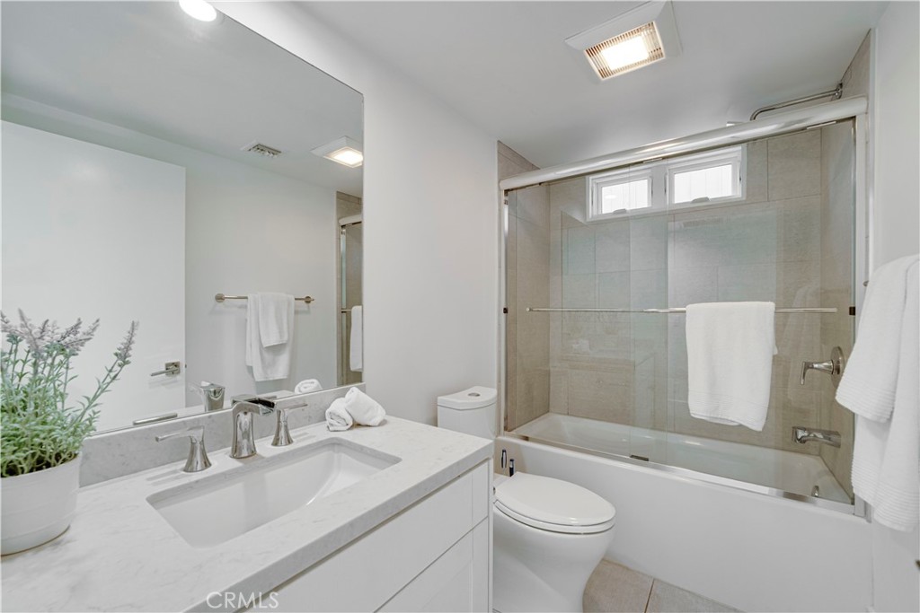 608 Heliotrope Property Photo 25