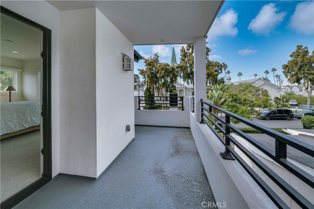 608 Heliotrope Property Photo 35