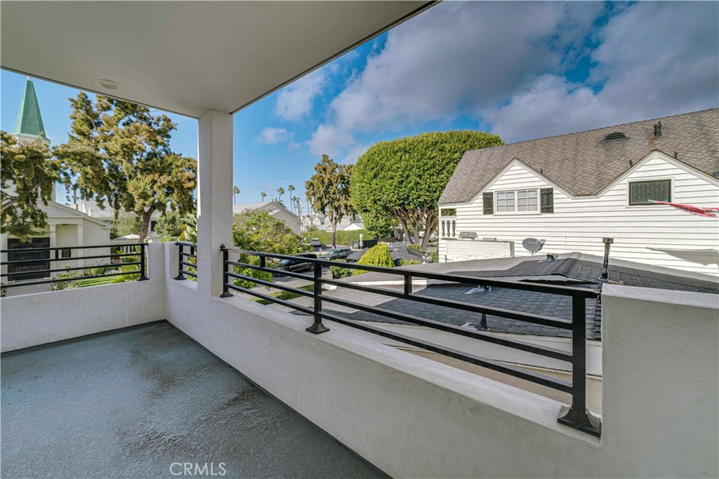 608 Heliotrope Property Photo 36