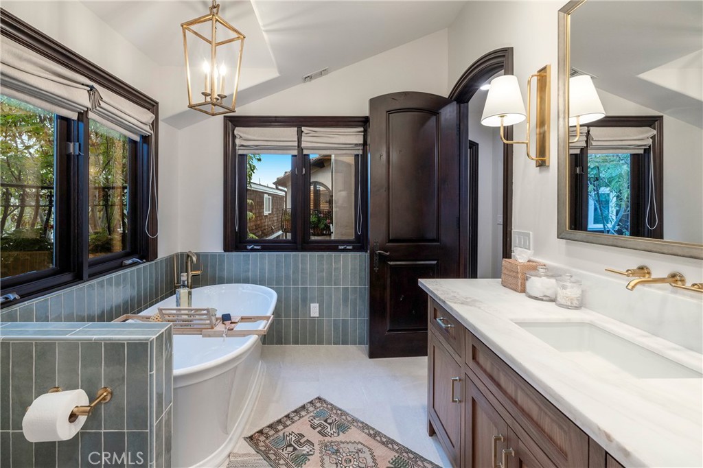 111 Via Koron Property Photo 10