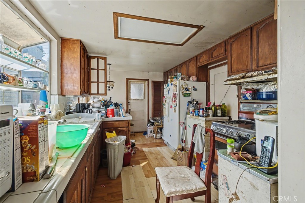 773 N Alexandria Avenue Property Photo 10