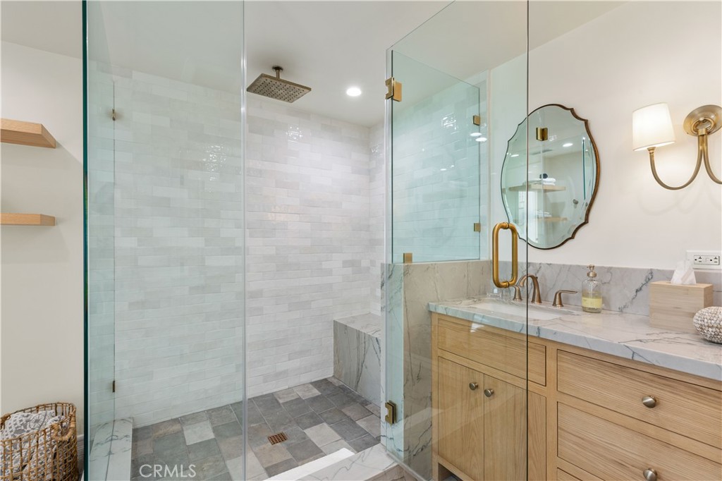 5537 E Seaside Walk Property Photo 21
