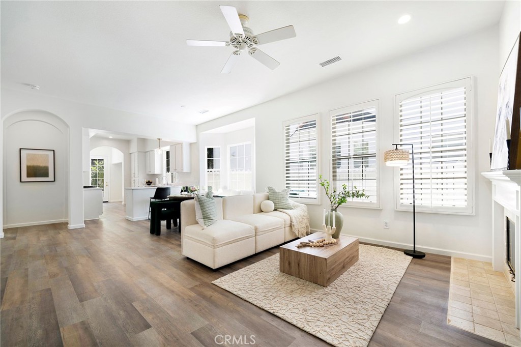 66 Turnbury Property Photo 6