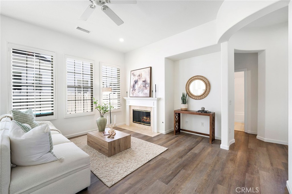 66 Turnbury Property Photo 8