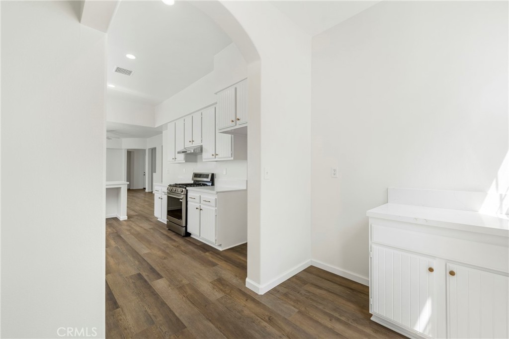 66 Turnbury Property Photo 21