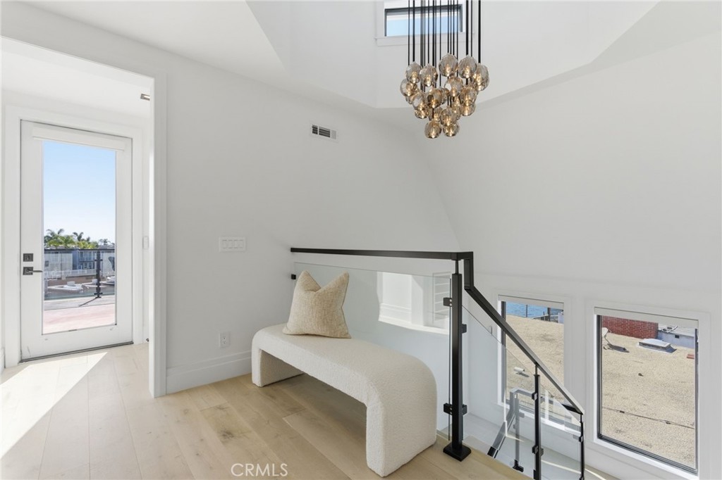 17007 Edgewater Lane Property Photo 40