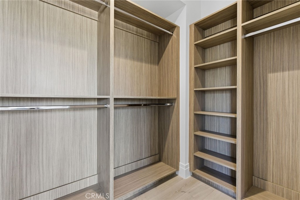 17007 Edgewater Lane Property Photo 49