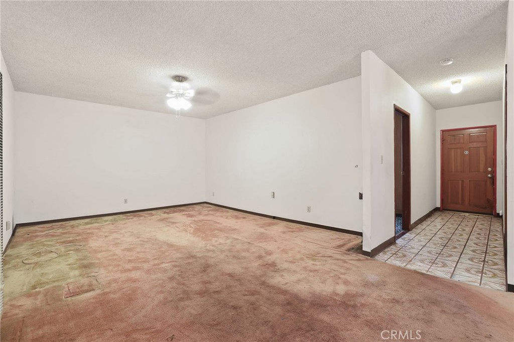 2325 Johnston Street Property Photo 8