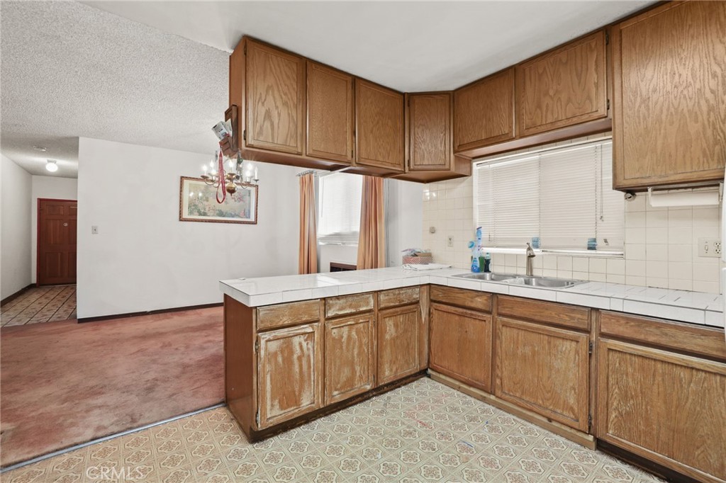 2325 Johnston Street Property Photo 13