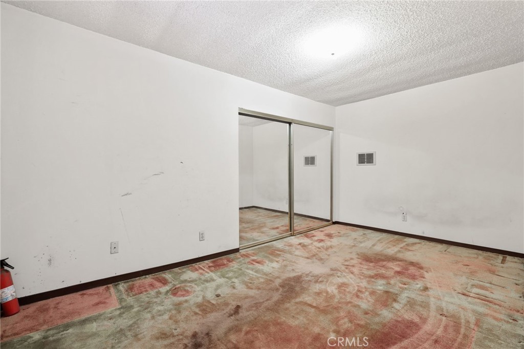 2325 Johnston Street Property Photo 20