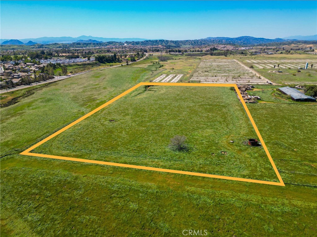 0 Fabian Property Photo 4