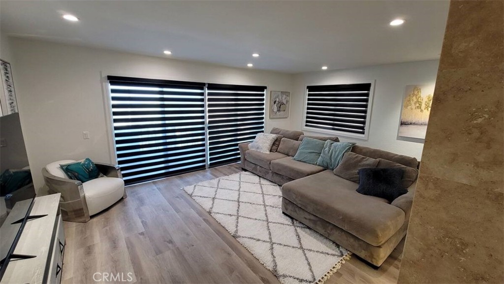 2424 S Gaffey Property Photo 2