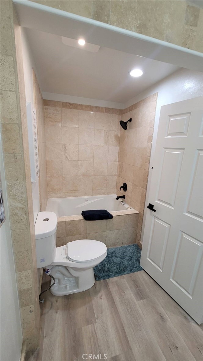 2424 S Gaffey Property Photo 17