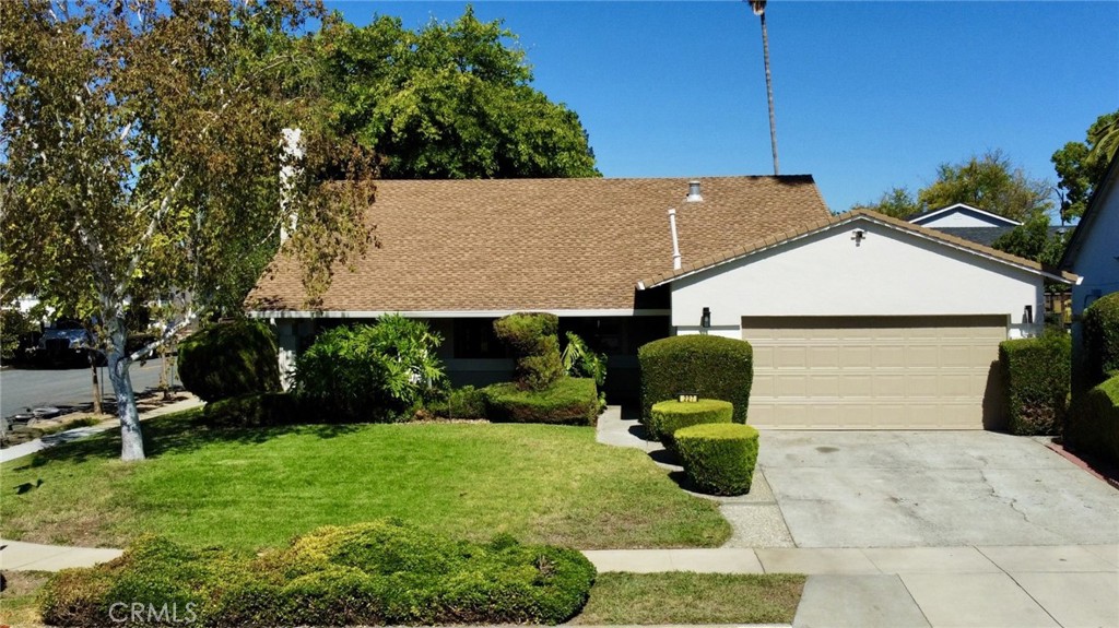 227 Burning Tree Drive Property Photo 1