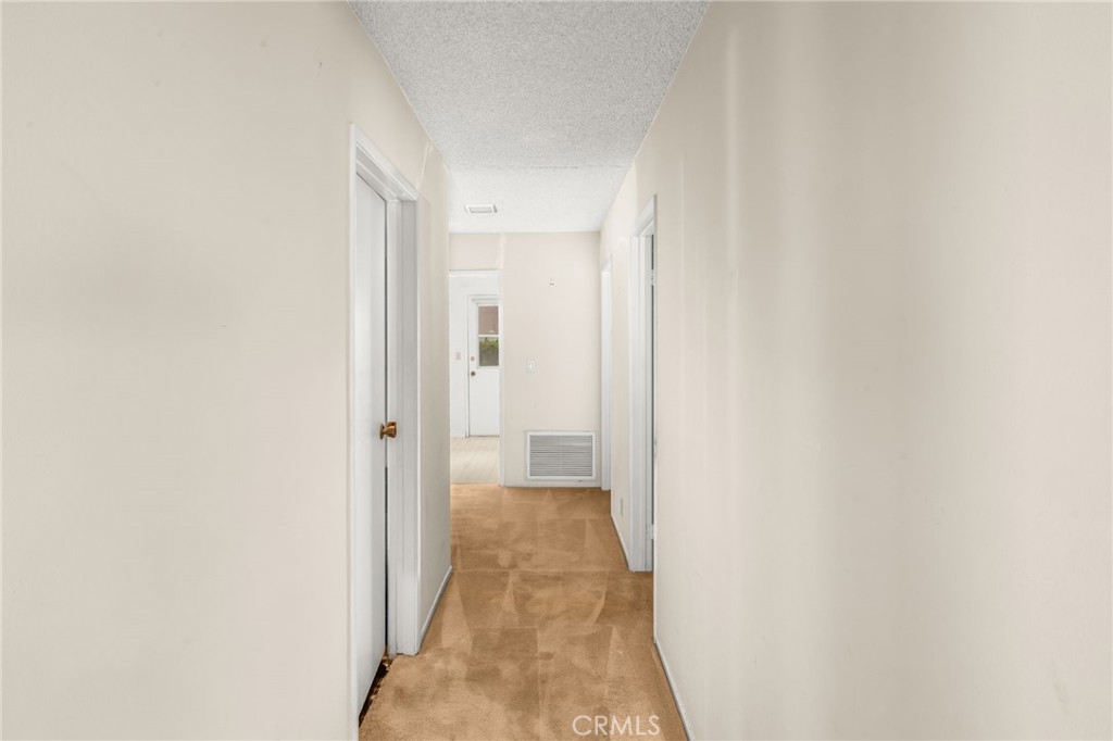 611 Honeywood Lane Property Photo 16