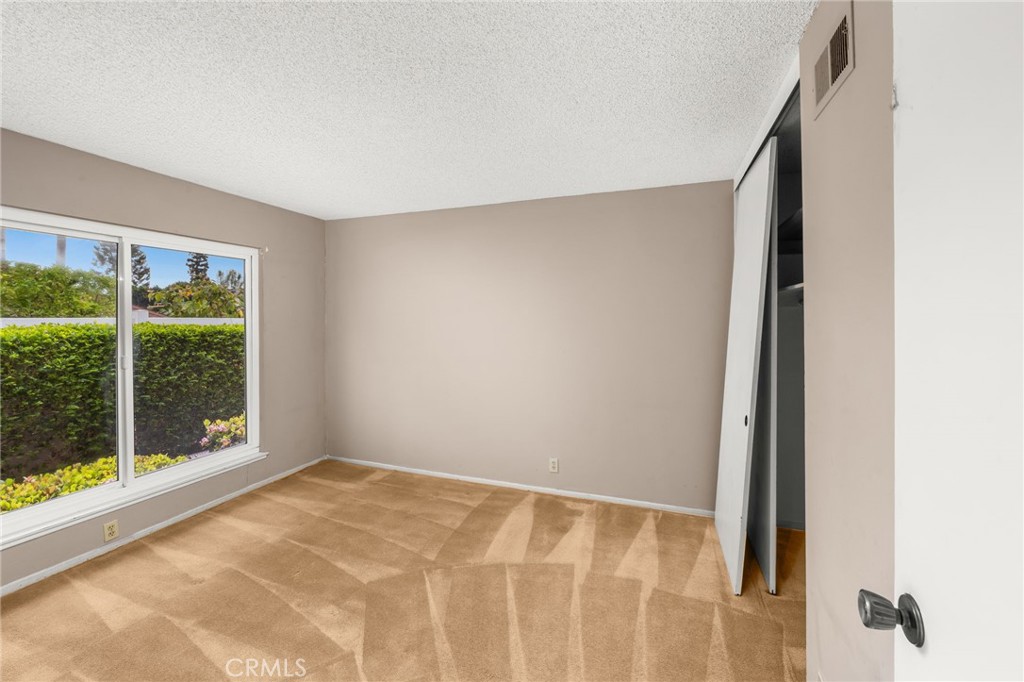 611 Honeywood Lane Property Photo 22
