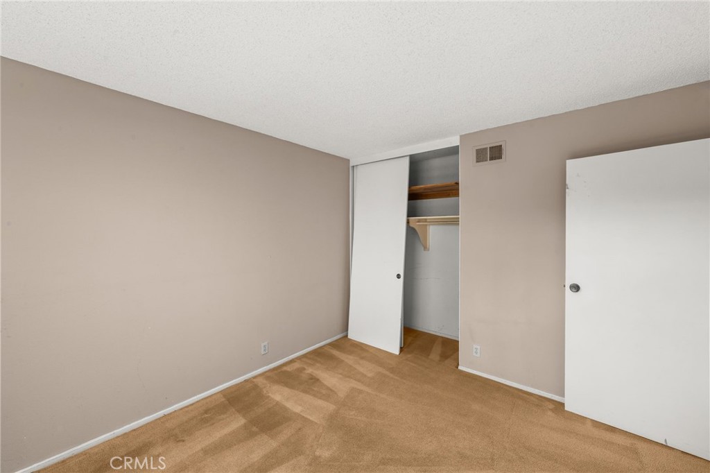 611 Honeywood Lane Property Photo 23