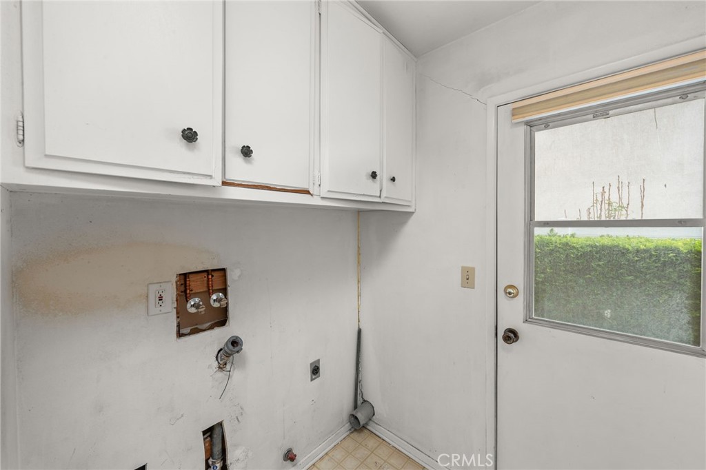 611 Honeywood Lane Property Photo 26