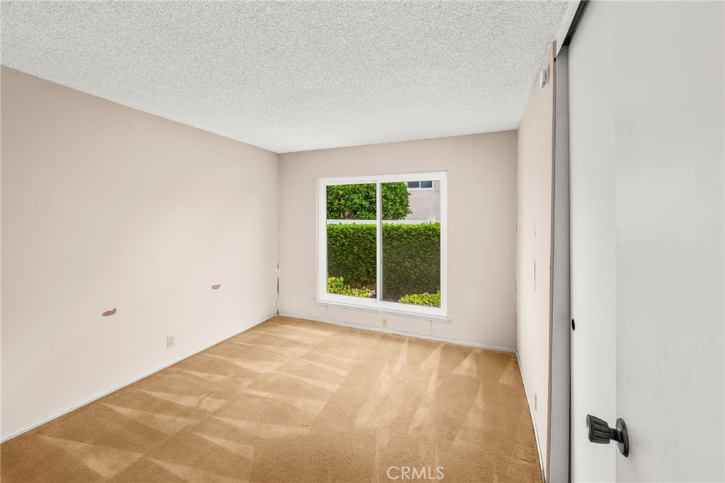 611 Honeywood Lane Property Photo 28