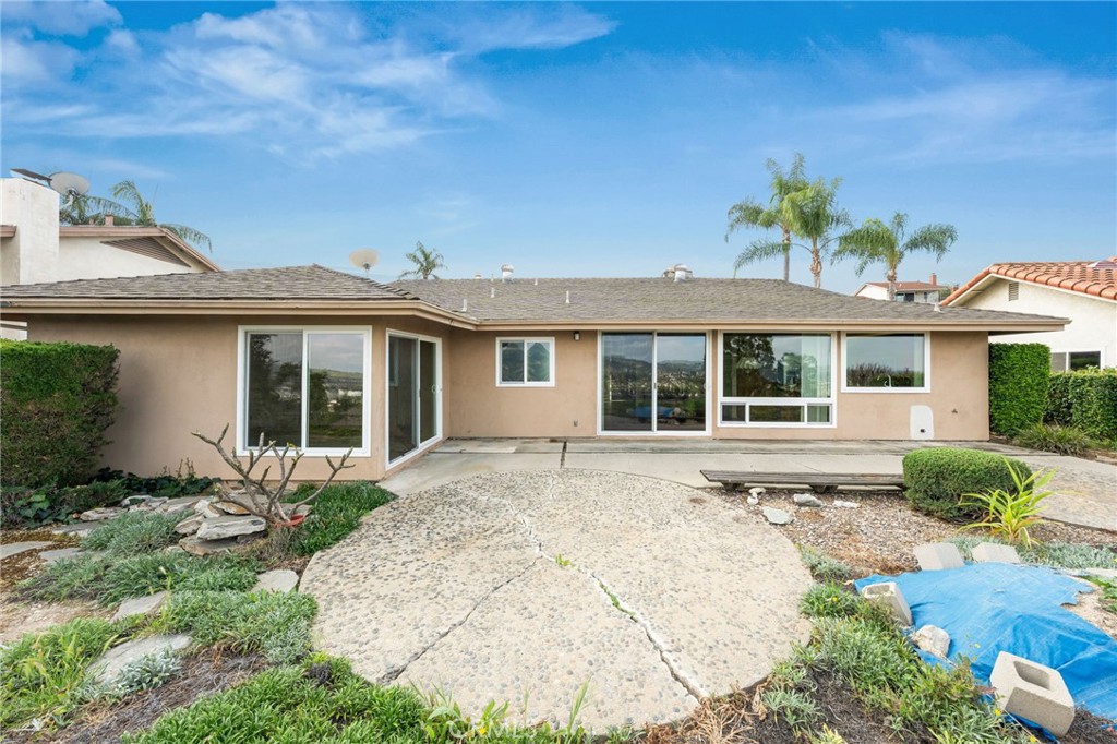 611 Honeywood Lane Property Photo 40