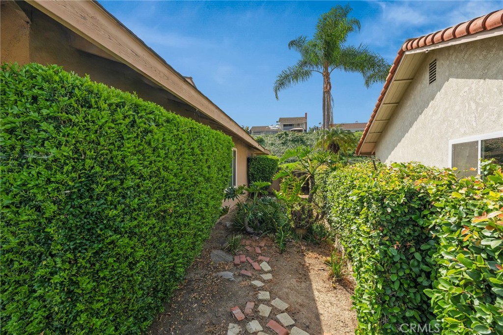 611 Honeywood Lane Property Photo 42