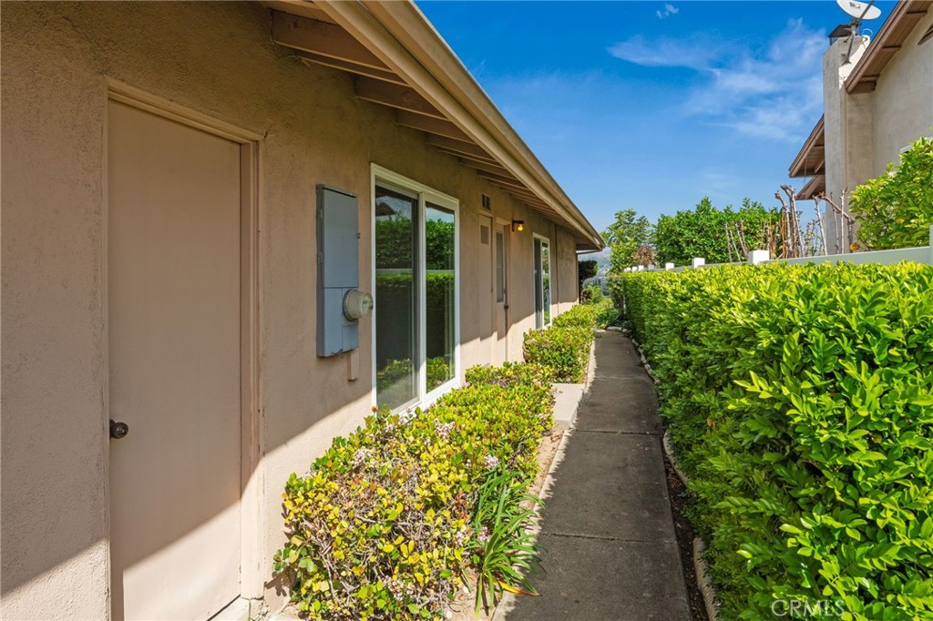 611 Honeywood Lane Property Photo 44