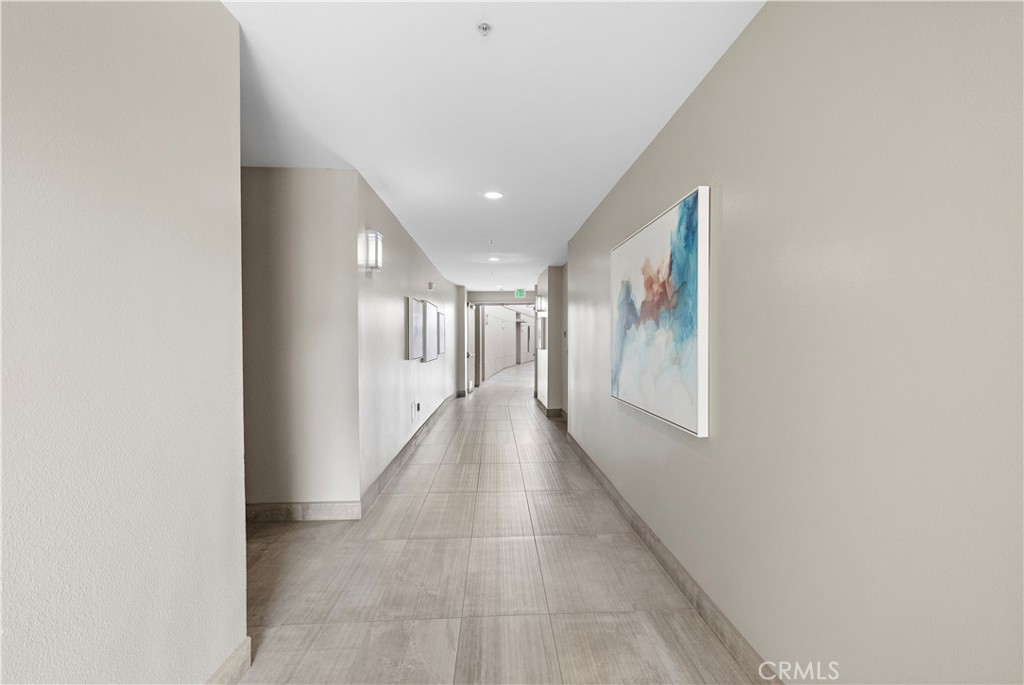 OC26055852 Property Photo 3