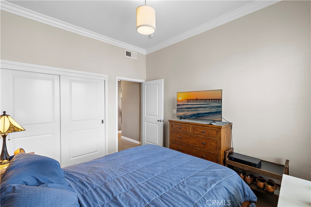 OC26055852 Property Photo 28