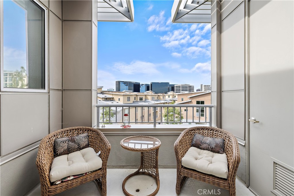 OC26055852 Property Photo 34