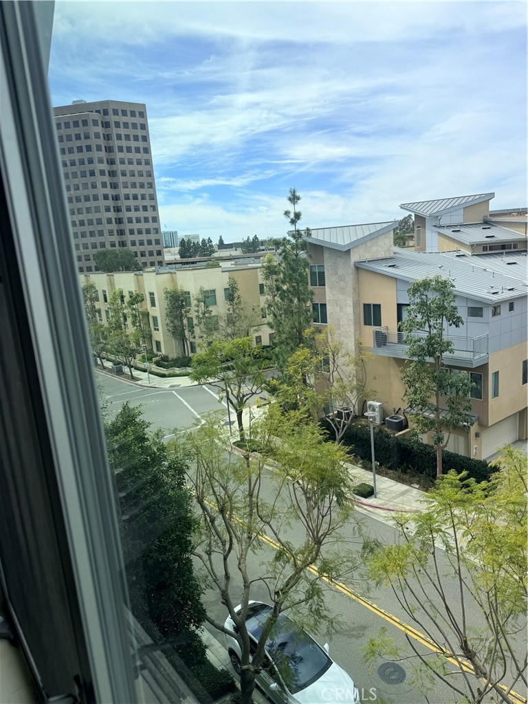 OC26055852 Property Photo 39
