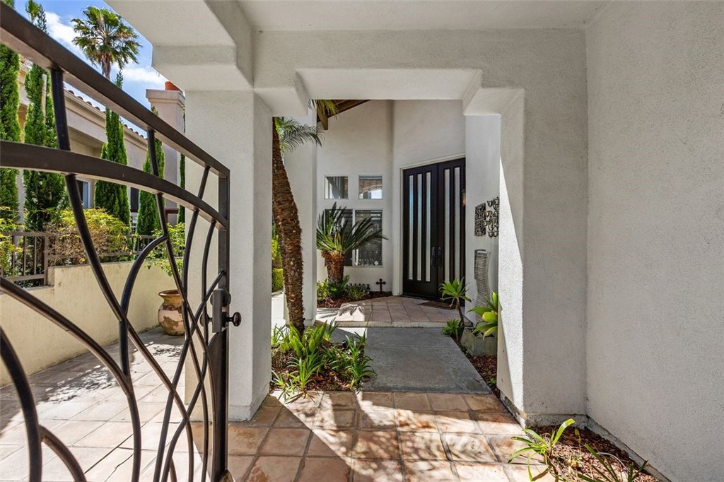 21 Agia Property Photo 2