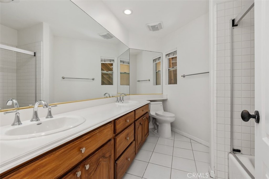 21 Agia Property Photo 24