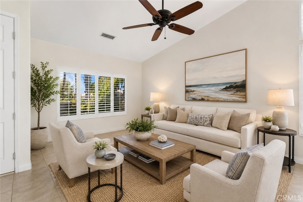 47935 Via Opera Property Photo 3