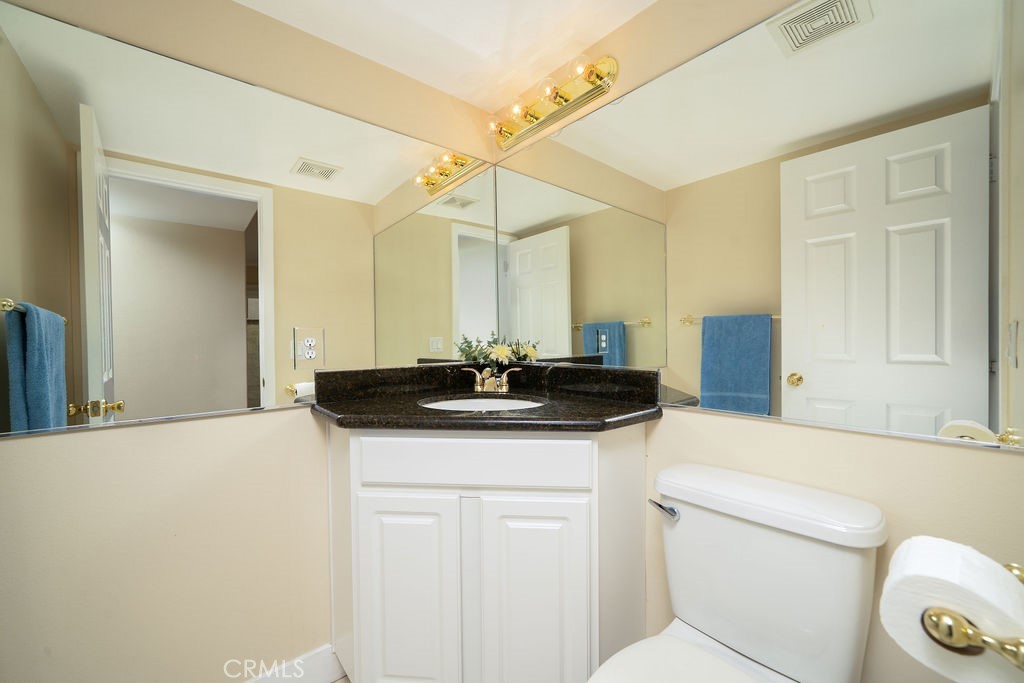 34 Columbus Property Photo 14