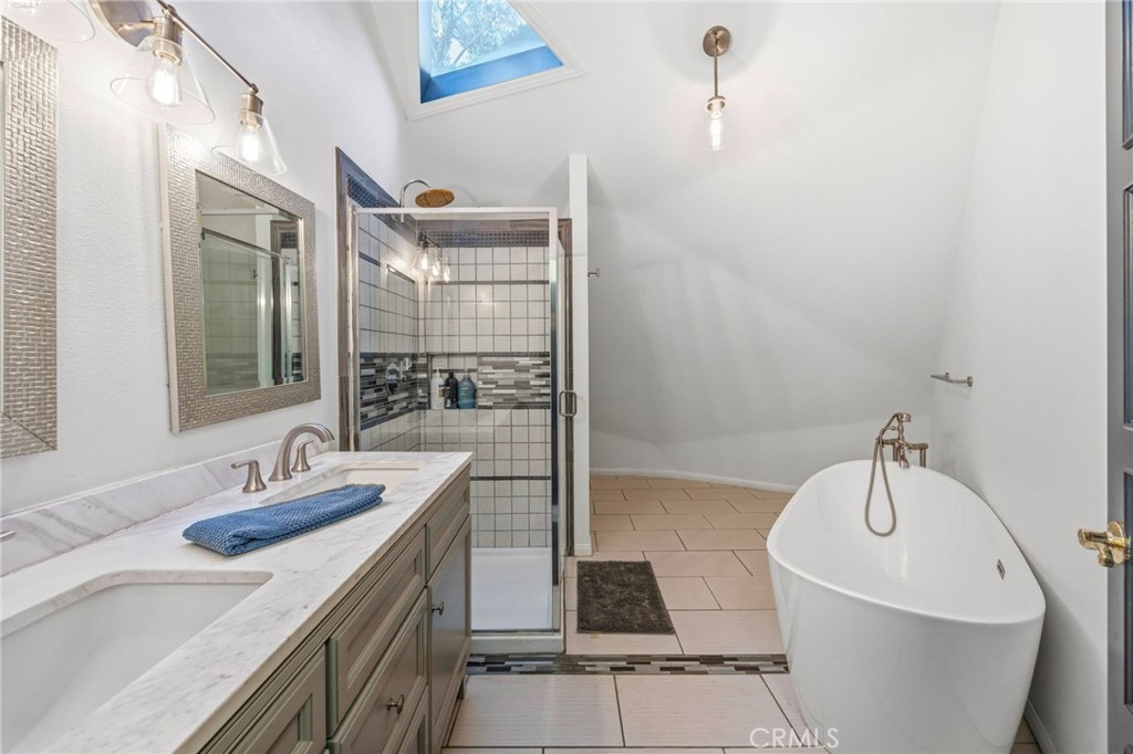 1349 Valley View Property Photo 19