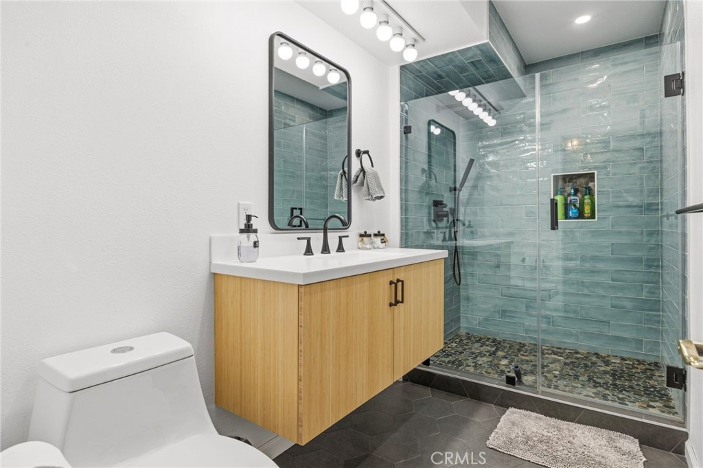 1349 Valley View Property Photo 24