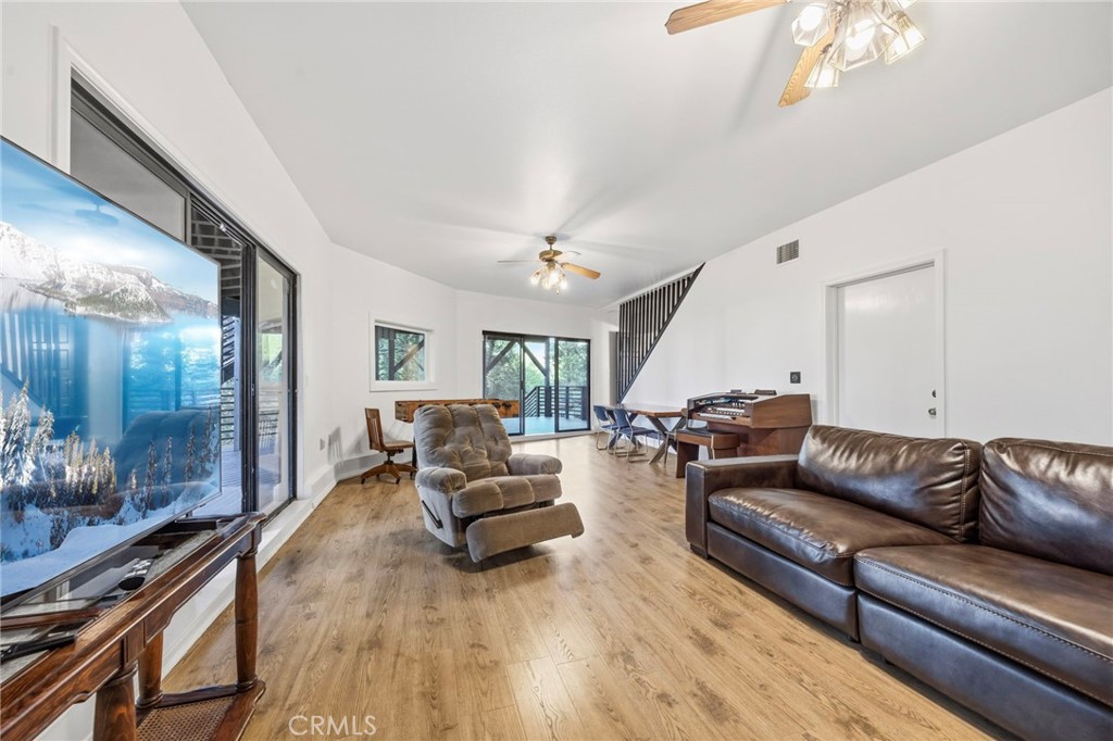 1349 Valley View Property Photo 27