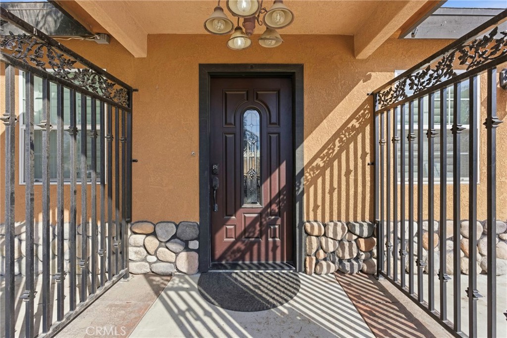6317 Scenic Way Property Photo 4