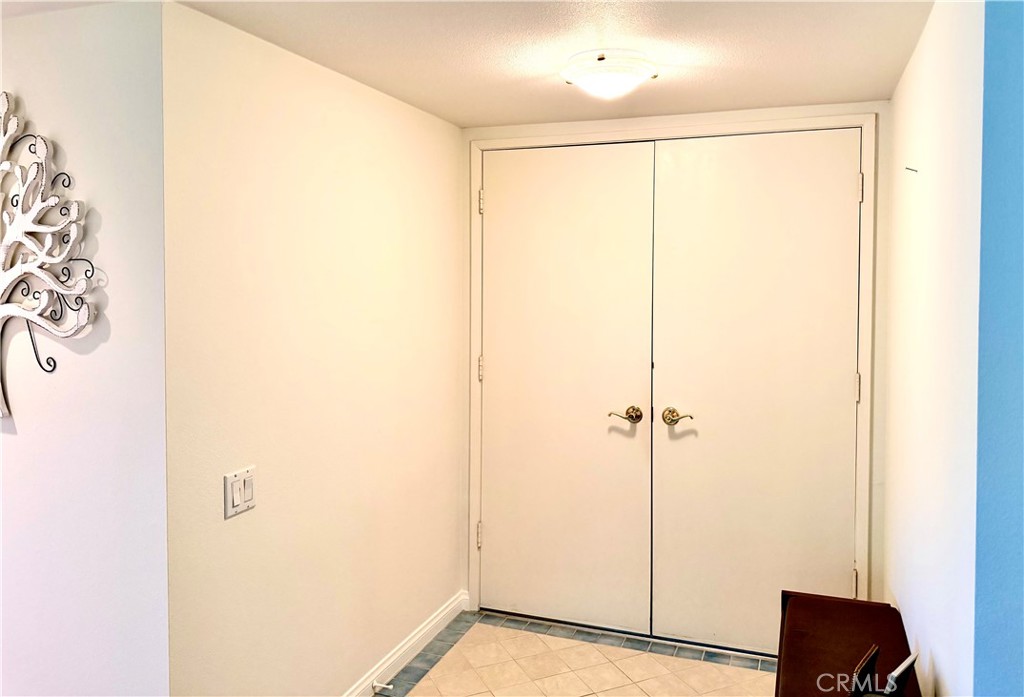 5519 Paseo Del Lago E 2h Property Photo 7