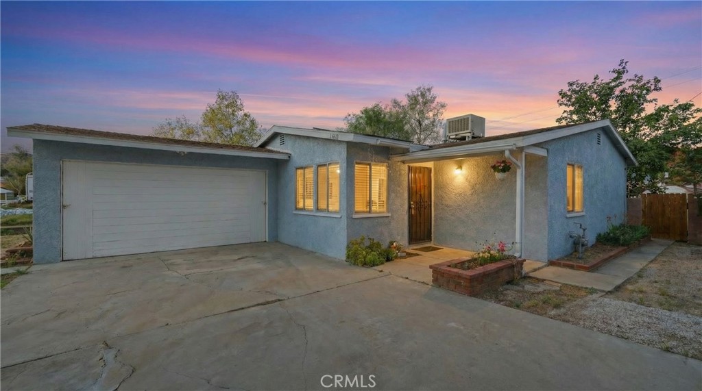 38893 Juniper Tree Rd Property Photo 1