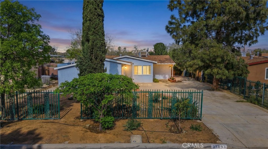 38893 Juniper Tree Rd Property Photo 3