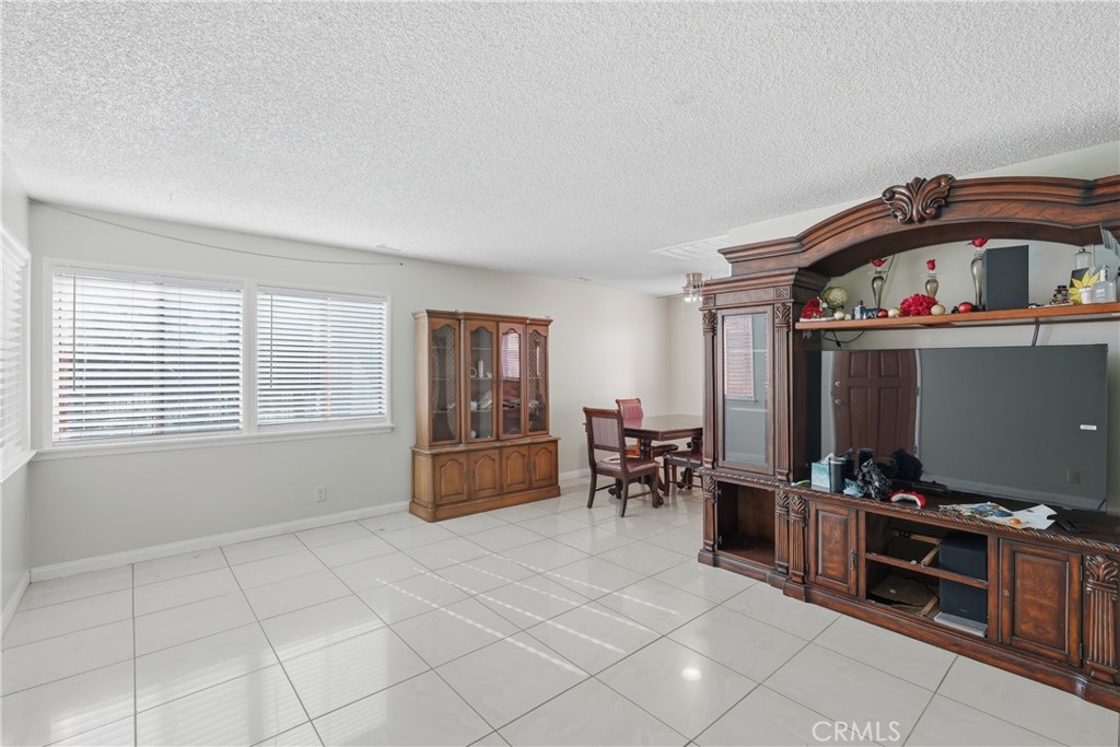 38893 Juniper Tree Rd Property Photo 7