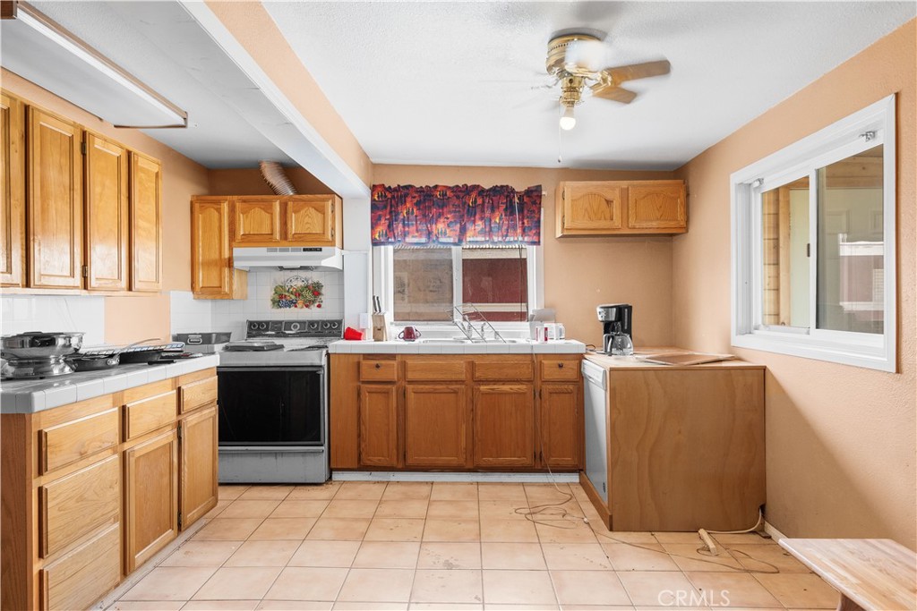 14433 Roy Rogers Ranch Property Photo 9