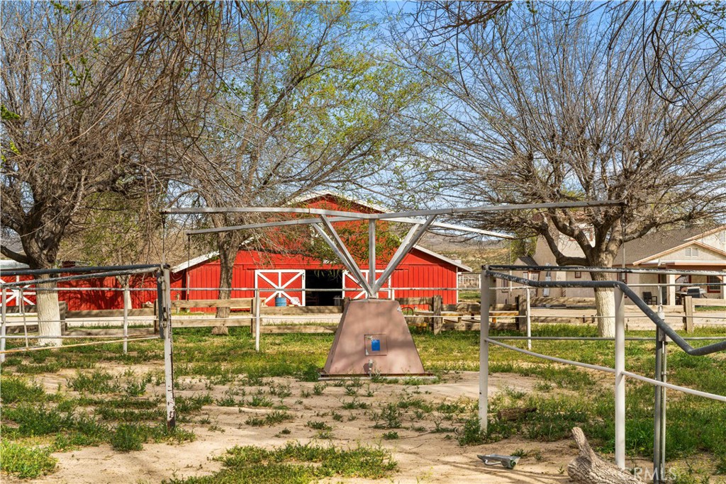 14433 Roy Rogers Ranch Property Photo 18