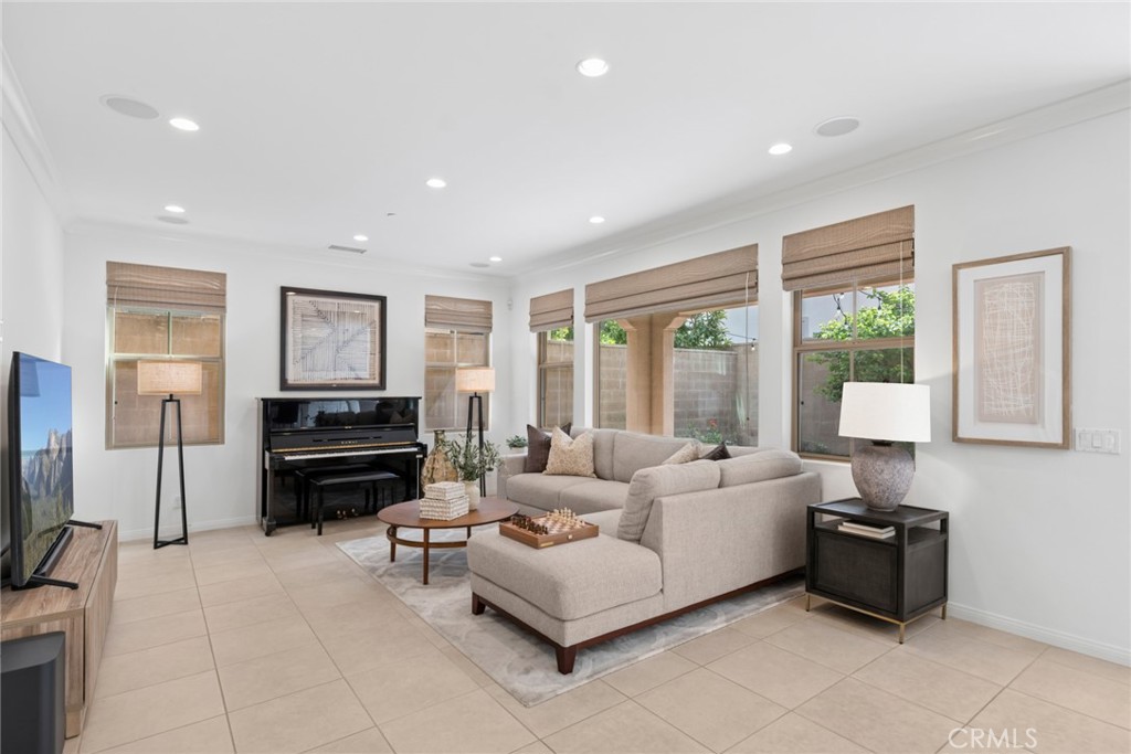 21 Somerton Property Photo 3