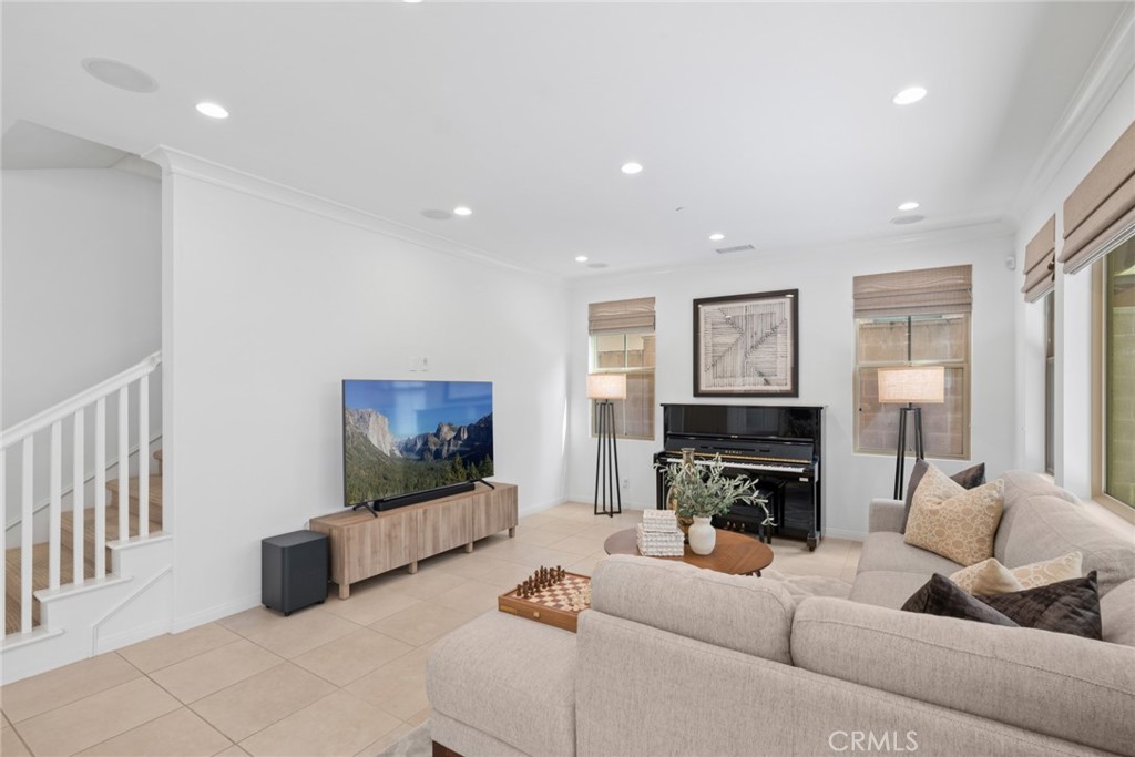 21 Somerton Property Photo 5